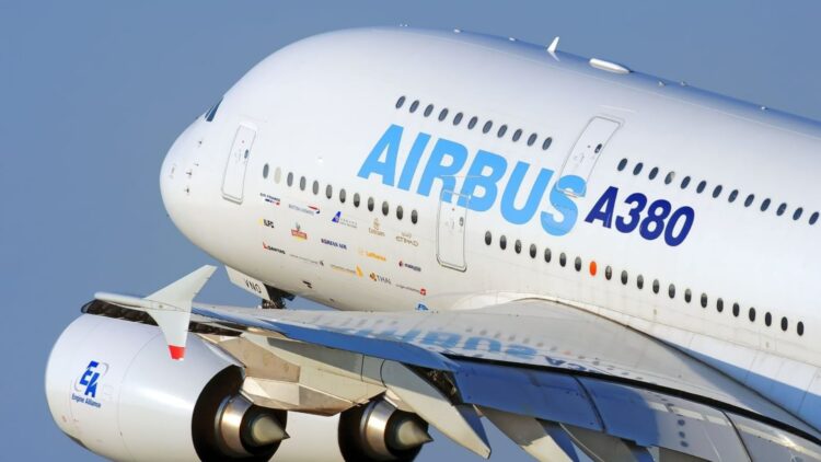 Goodbye-to-airplanes-as-we-know-them—this-is-what-Airbus-ZEROe-will-look-like-the-first-hydrogen-powered-aircraft-that-will-revolutionize-the-world-750x422