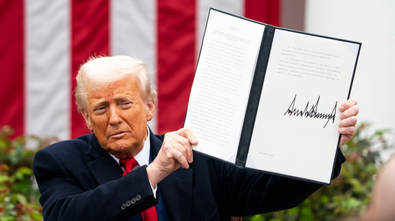 Screenshot 2025-07-23 at 06-10-31 trumpdonald_040225gn26_w.jpg (JPEG Image 900 × 505 pixels)