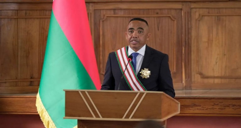 Screenshot 2025-10-17 at 11-03-47 1237585.jpeg.webp (WEBP Image 1500 × 999 pixels) — Scaled (92%)