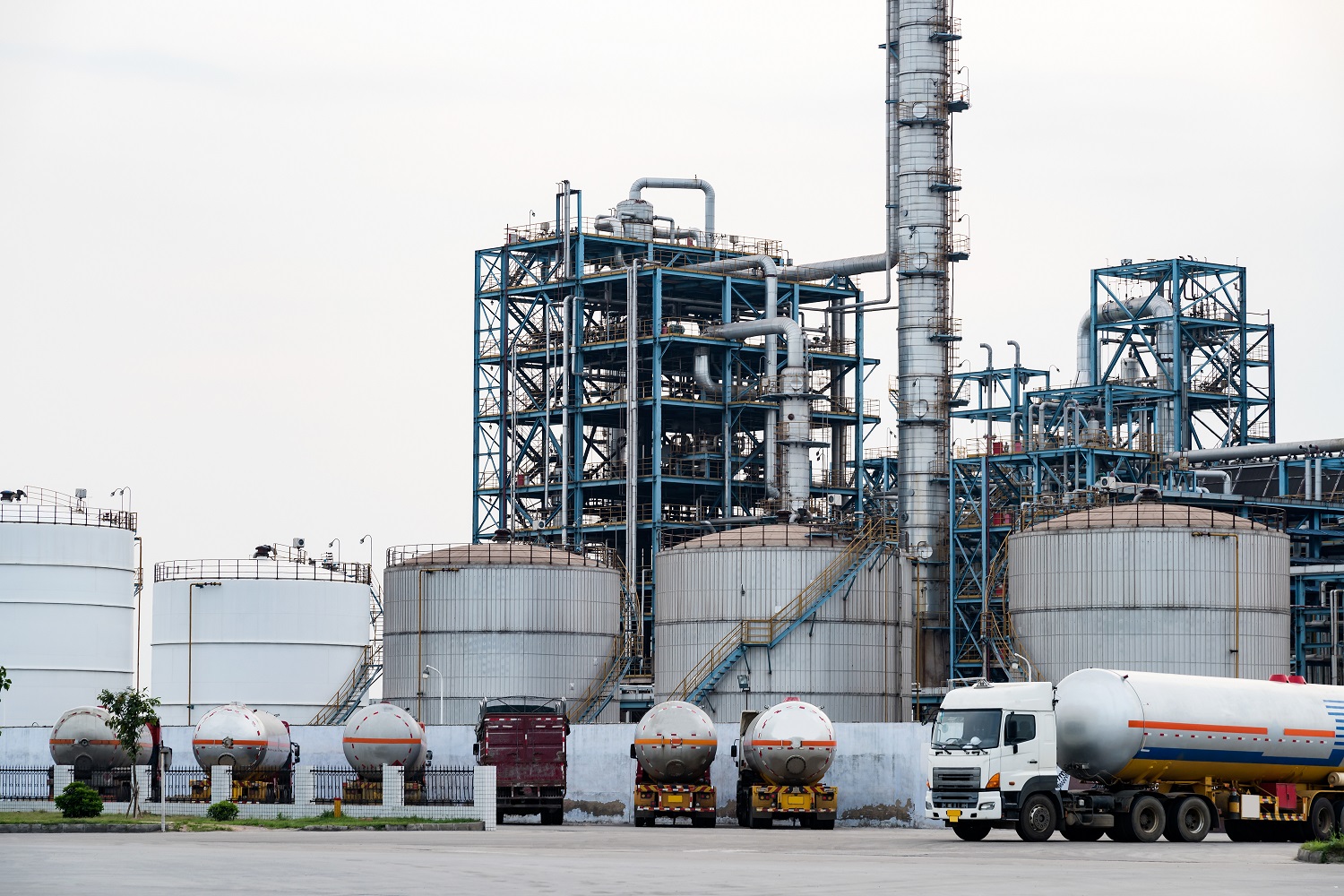 You are currently viewing Obaseki’s reforms: Edo modular refineries hit 300,000 bbls crude order