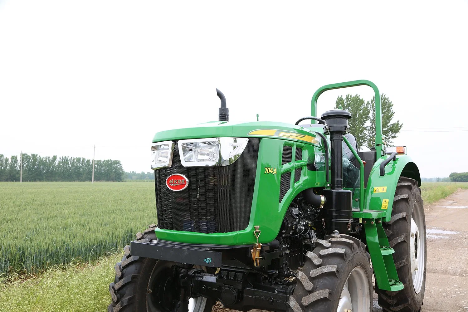 You are currently viewing ‘At Least 72,000 Tractors Needed to Mechanise Agriculture in Nigeria’ – Minister